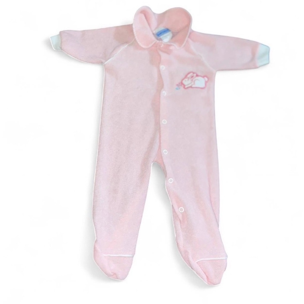 Vintage Babycrest Newborn Girls One Piece Pink Bunny Logo Size M 12-18lbs